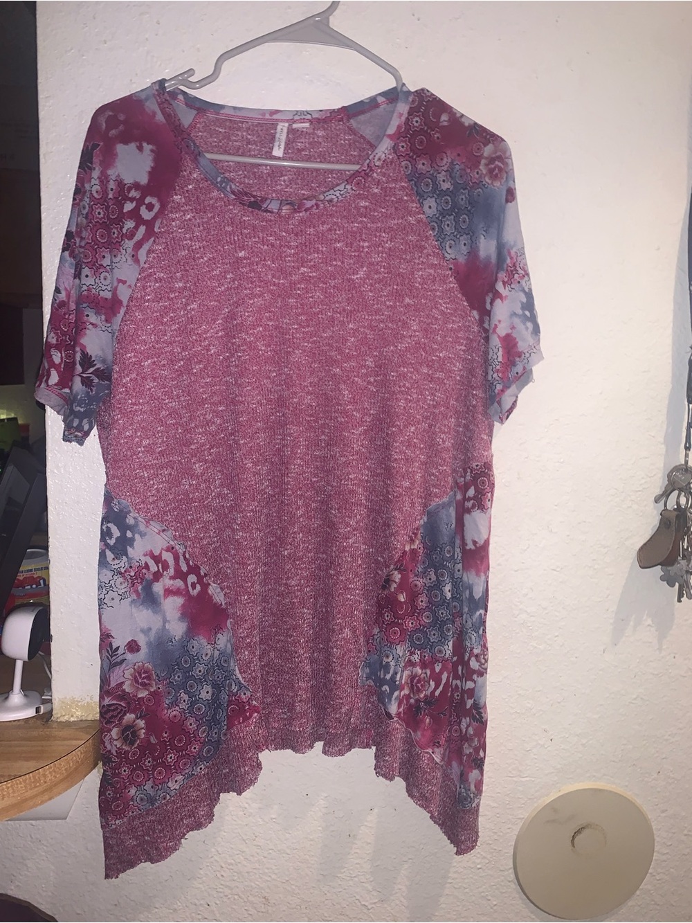 Cato Heathered Rose Raglan Tunic with Floral Sleeve Panels